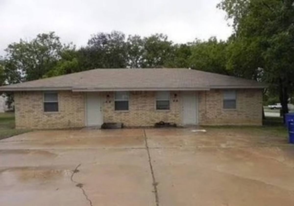 House for rent at 605 Hackberry St, Copperas Cove, TX 76522