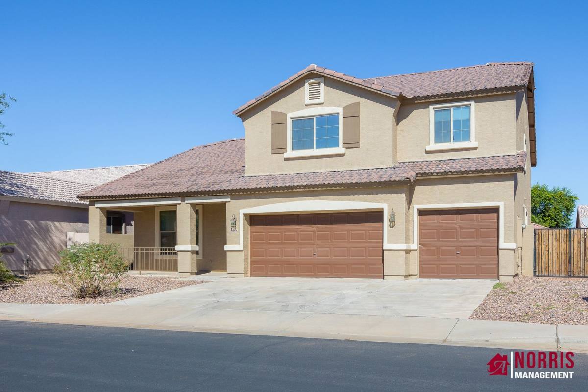 House for rent at 1616 E Palo Verde Dr, Casa Grande, AZ 85122