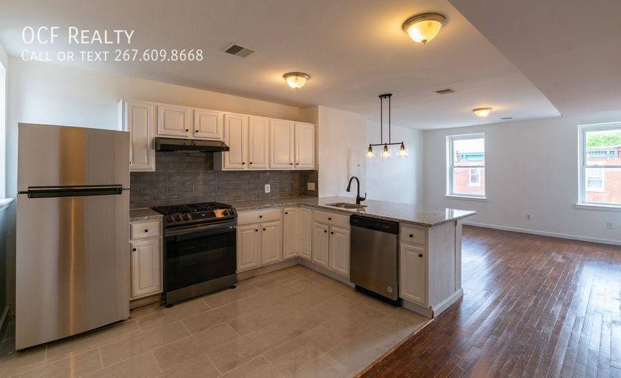 Apartment for rent at 305 N 41st St #3, Philadelphia, PA 19104