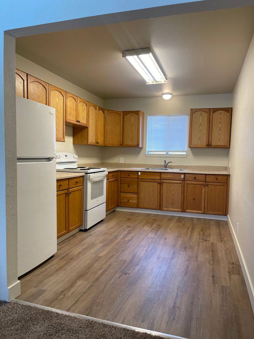 Apartment for rent at 1114 Orange Ave, Redding, CA 96001