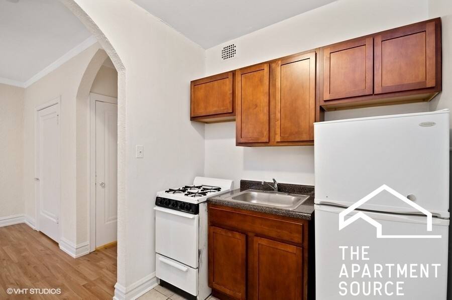 Apartment for rent at 4829 N Damen Ave, Chicago, IL 60625