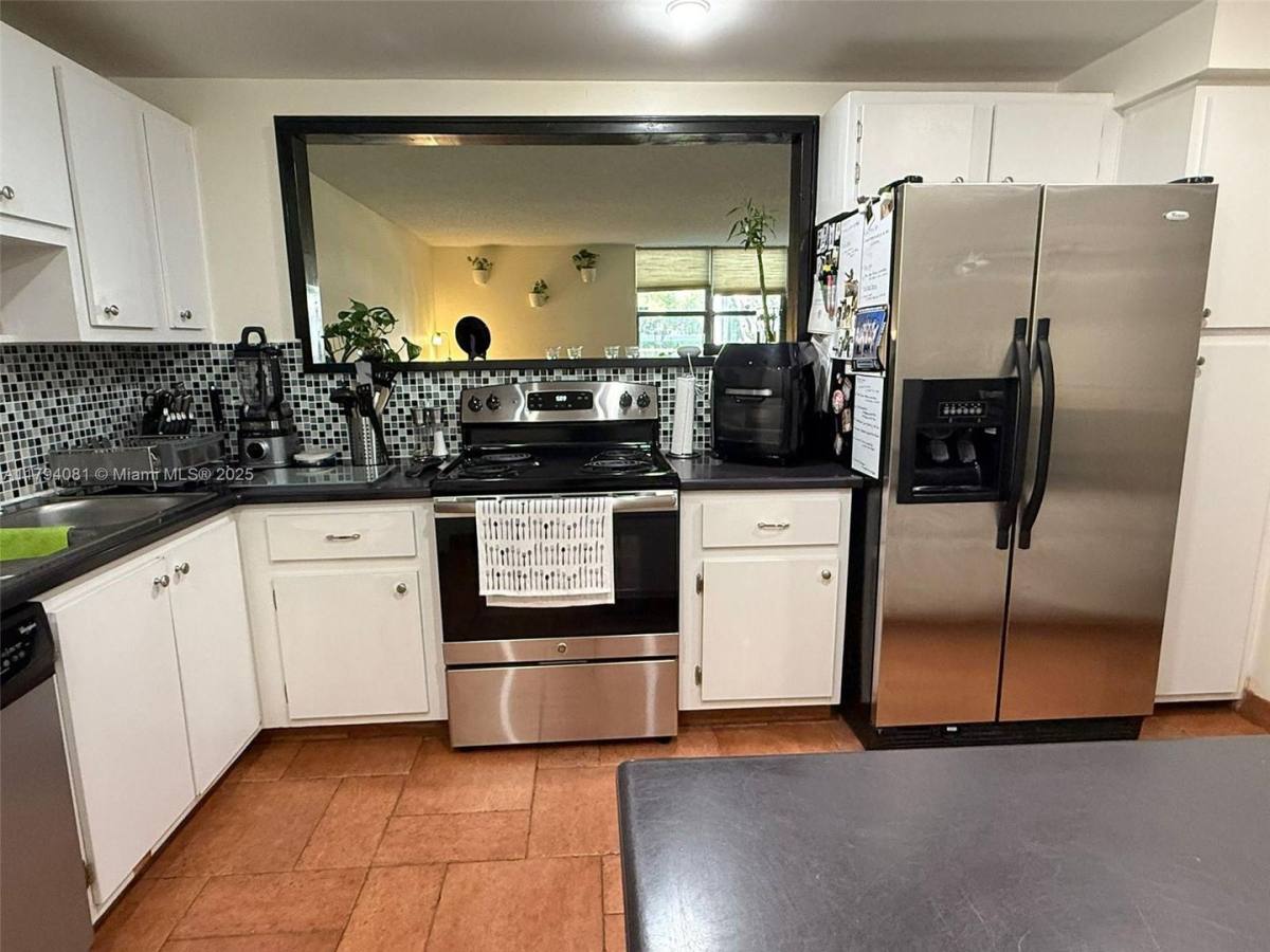 Apartment for rent at 20441 NE 30th Ave 116-9, Miami, FL 33180