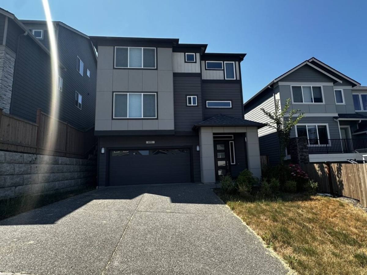 House for rent at 6721 122nd Place SE, Snohomish, WA 98296