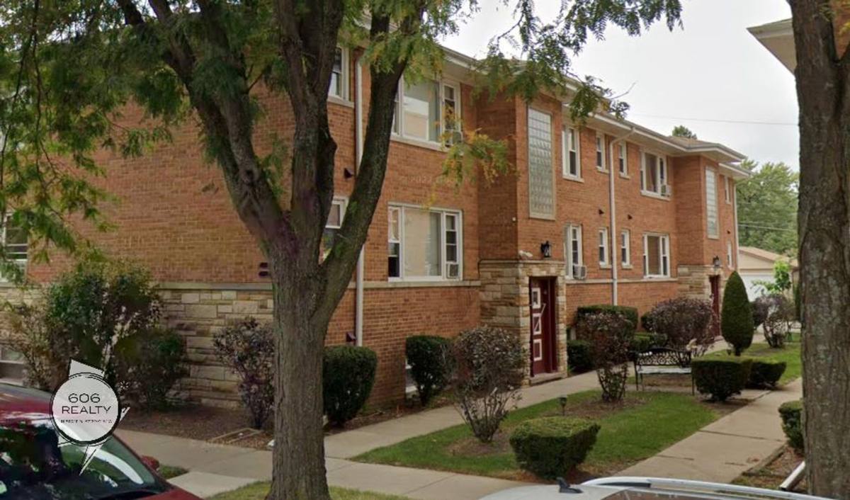 Apartment for rent at 3110 Calwagner St #1W, Franklin Park, IL 60131