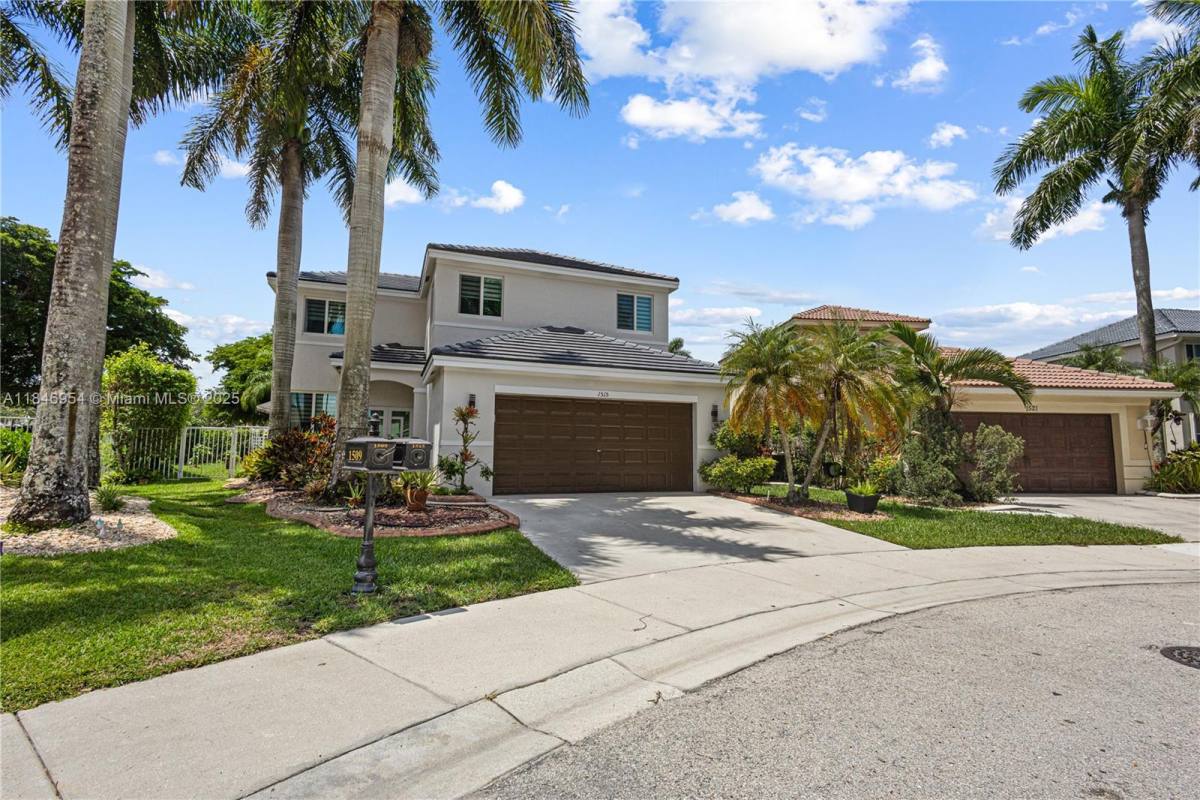 House for rent at 1515 Winterberry Lane, Fort Lauderdale, FL 33327