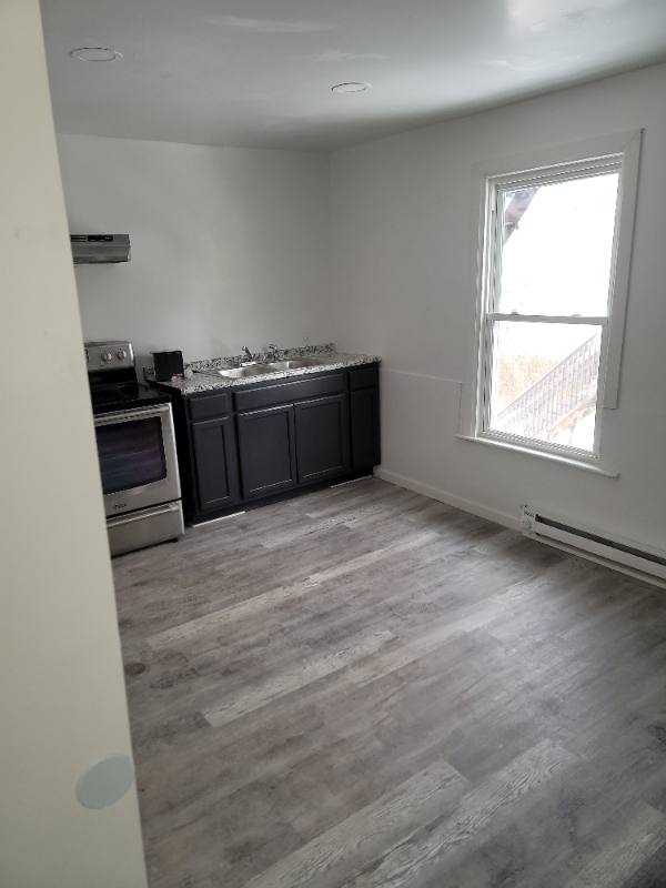 Apartment for rent at 129 Willow St Court #1, Meriden, CT 06450