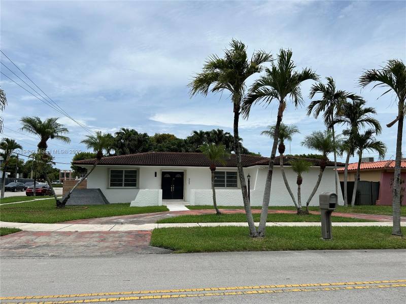 House for rent at 955 SW 87T Court, Miami, FL 33174