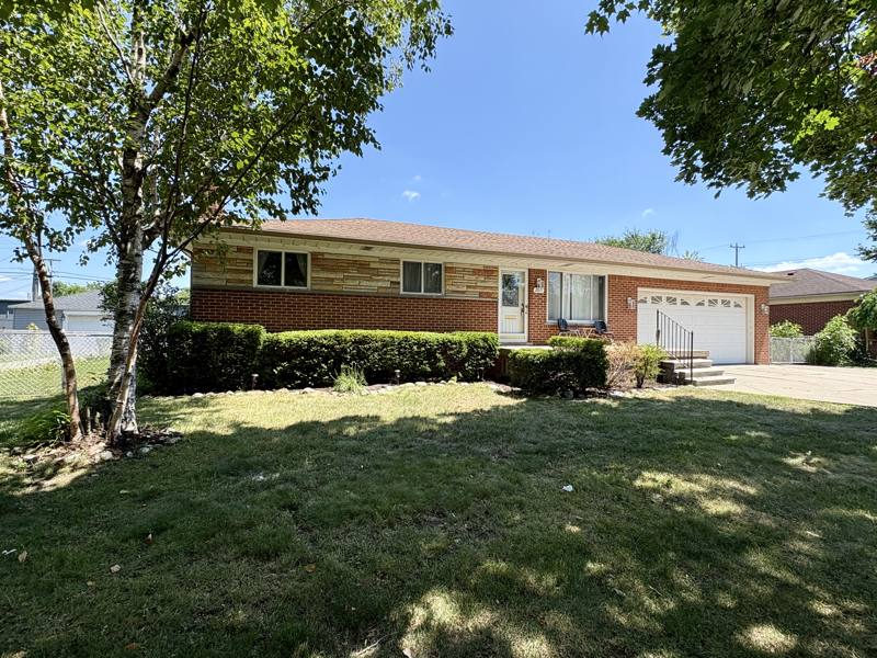 House for rent at 2044 Arcola St, Garden City, MI 48135