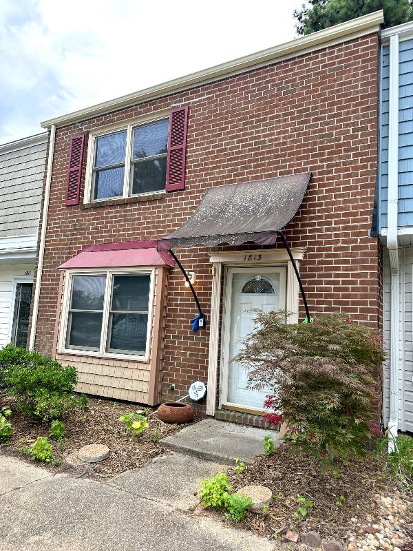Townhouse for rent at 1813 Carlton E, Virginia Beach, VA 23454