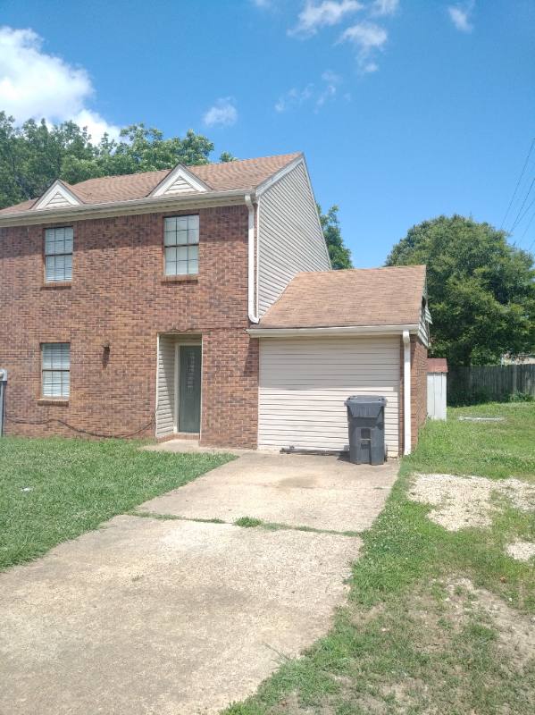 Townhouse for rent at 1310 Santa Fe Circle, Jonesboro, AR 72401