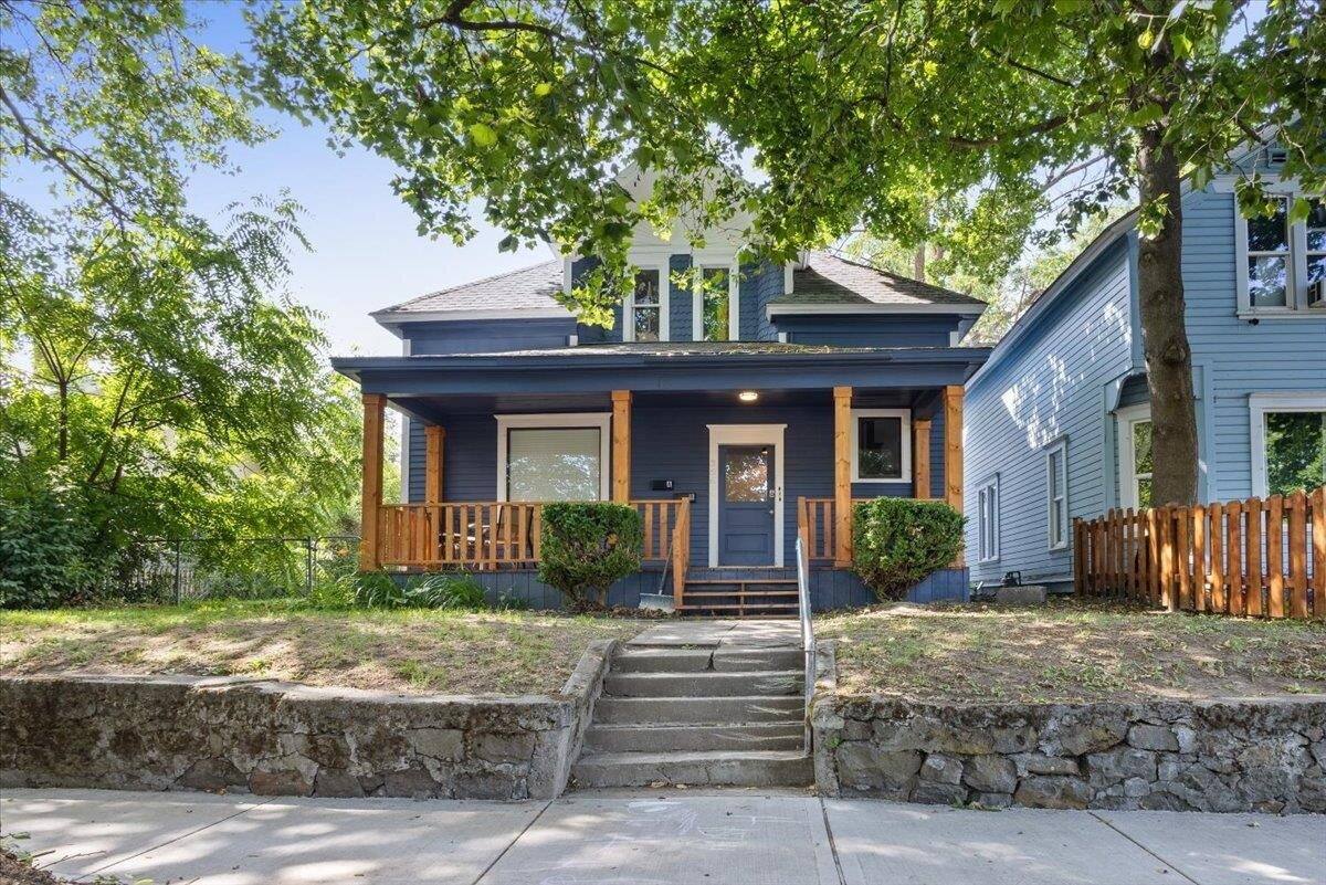 Townhouse for rent at 368 E 7th Ave #A, Spokane, WA 99202