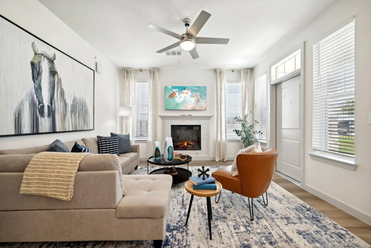 Apartment for rent at Legacy Oaks, 1200 SE Parkway, Azle, TX 76020