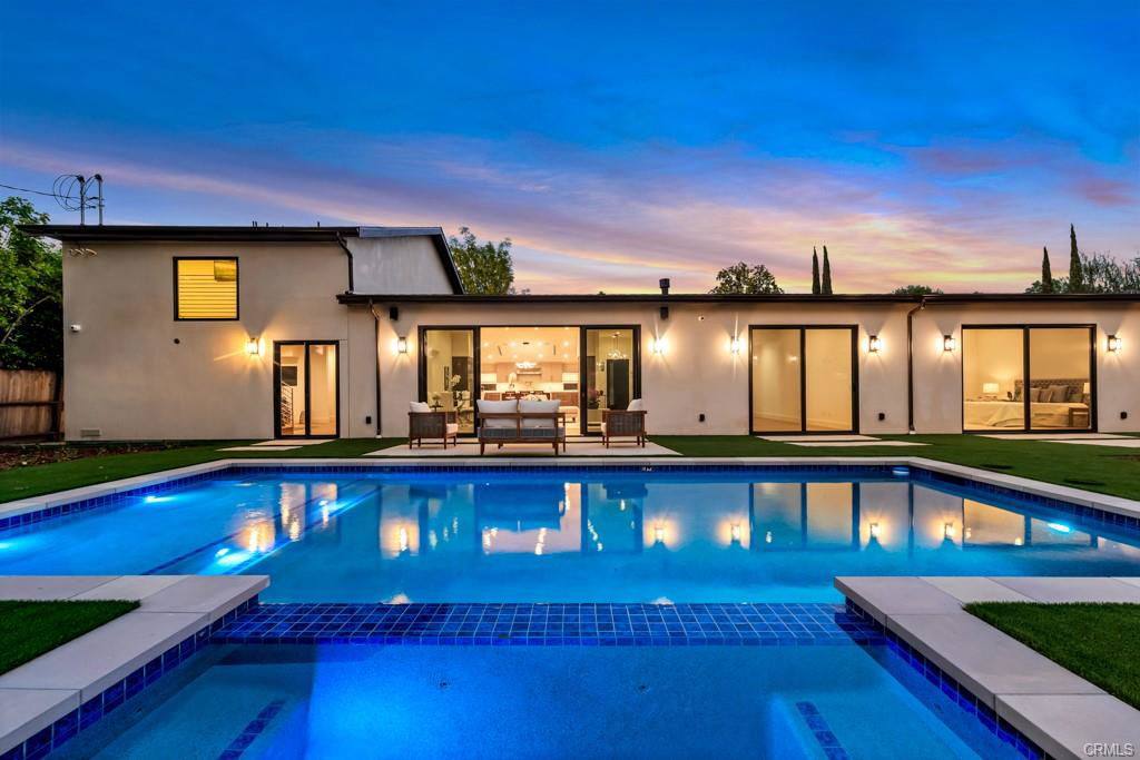 House for rent at 4801 Abbeyville Ave, Woodland Hills, CA 91364
