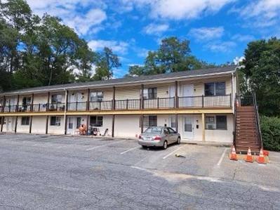 Apartment for rent at 403 S Baltimore St, Dillsburg, PA 17019