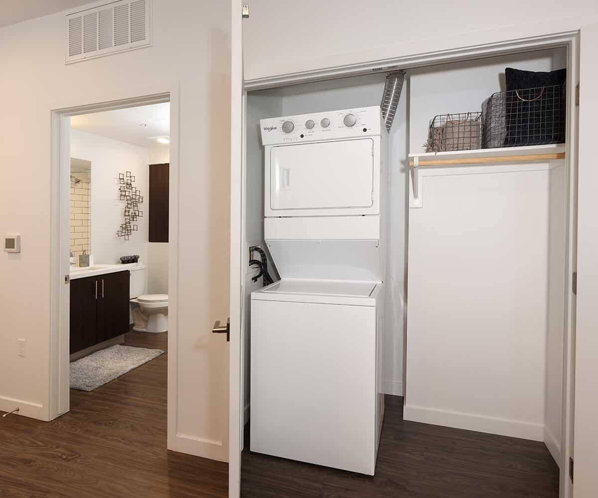 Apartment for rent at 228 W Pomona Ave, Monrovia, CA 91016