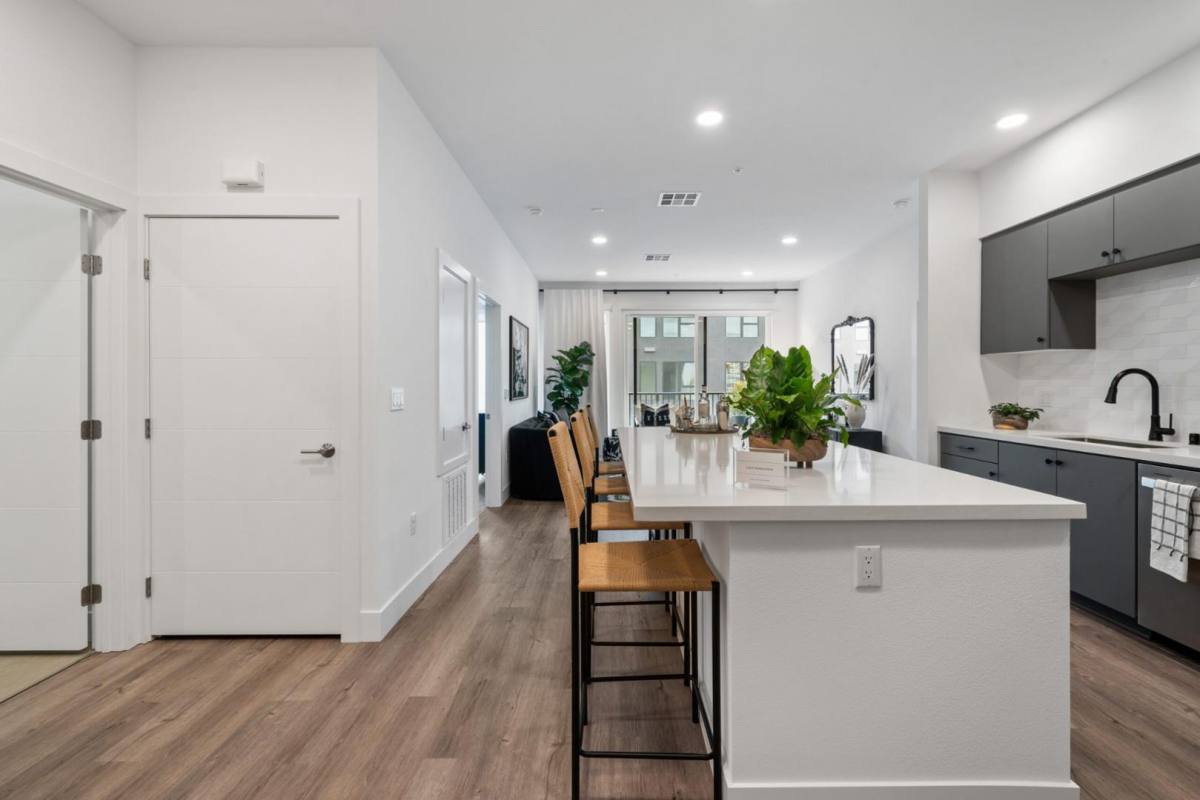 Apartment for rent at 401 N Main St, Santa Ana, CA 92701