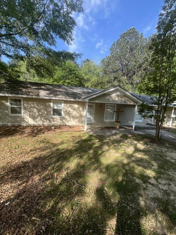 House for rent at 8430 Cleckler Rd, Palmetto, GA 30268