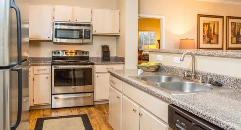 Apartment for rent at 2775 N State Highway 360 Service Rd E, Grand Prairie, TX 75050