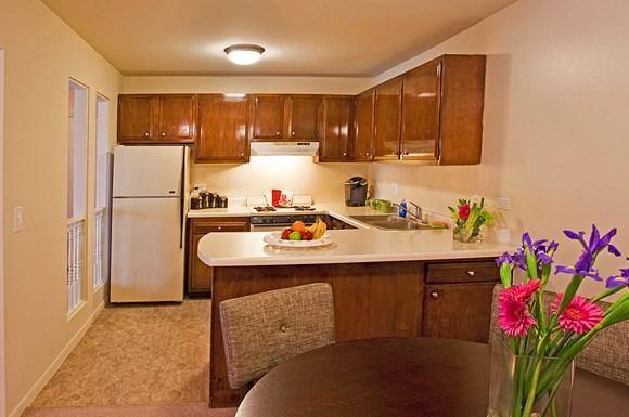 Apartment for rent at 70 S Buffalo Grove Rd, Buffalo Grove, IL 60089