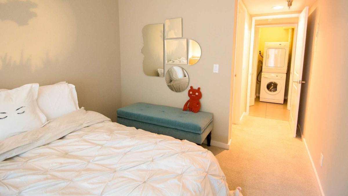 Apartment for rent at 1710 N Fuller Ave, Los Angeles, CA 90046