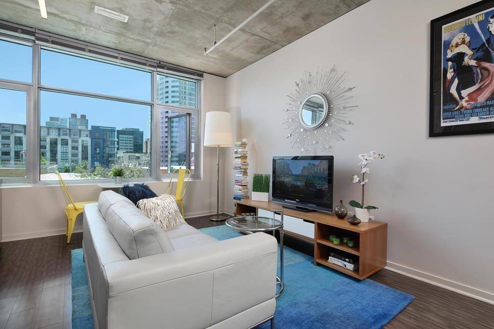 Apartment for rent at Tenth & G, 707 10th Ave, San Diego, CA 92101