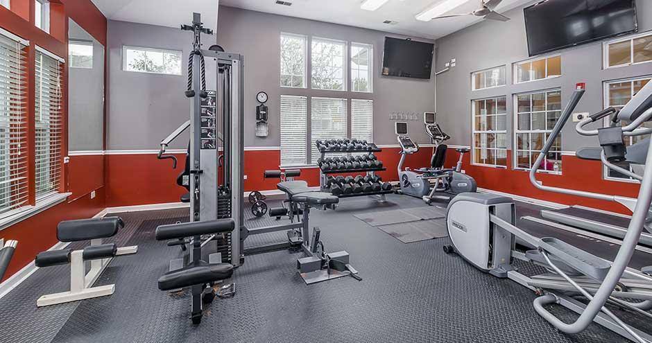Apartment for rent at Aurora at Summerfield, 1847 Clubhouse Dr, Aurora, IL 60504