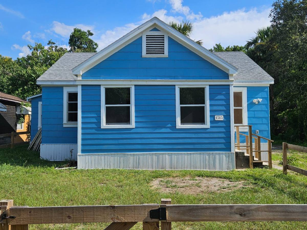 House for rent at 1515 W Line St #-COTTAGE, Leesburg, FL 34748