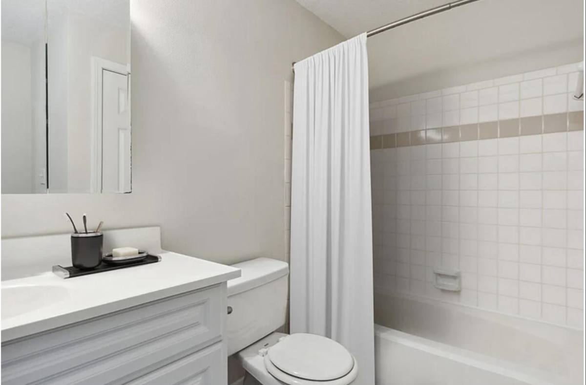 Apartment for rent at 100 Arbor Dr, Shrewsbury, MA 01545