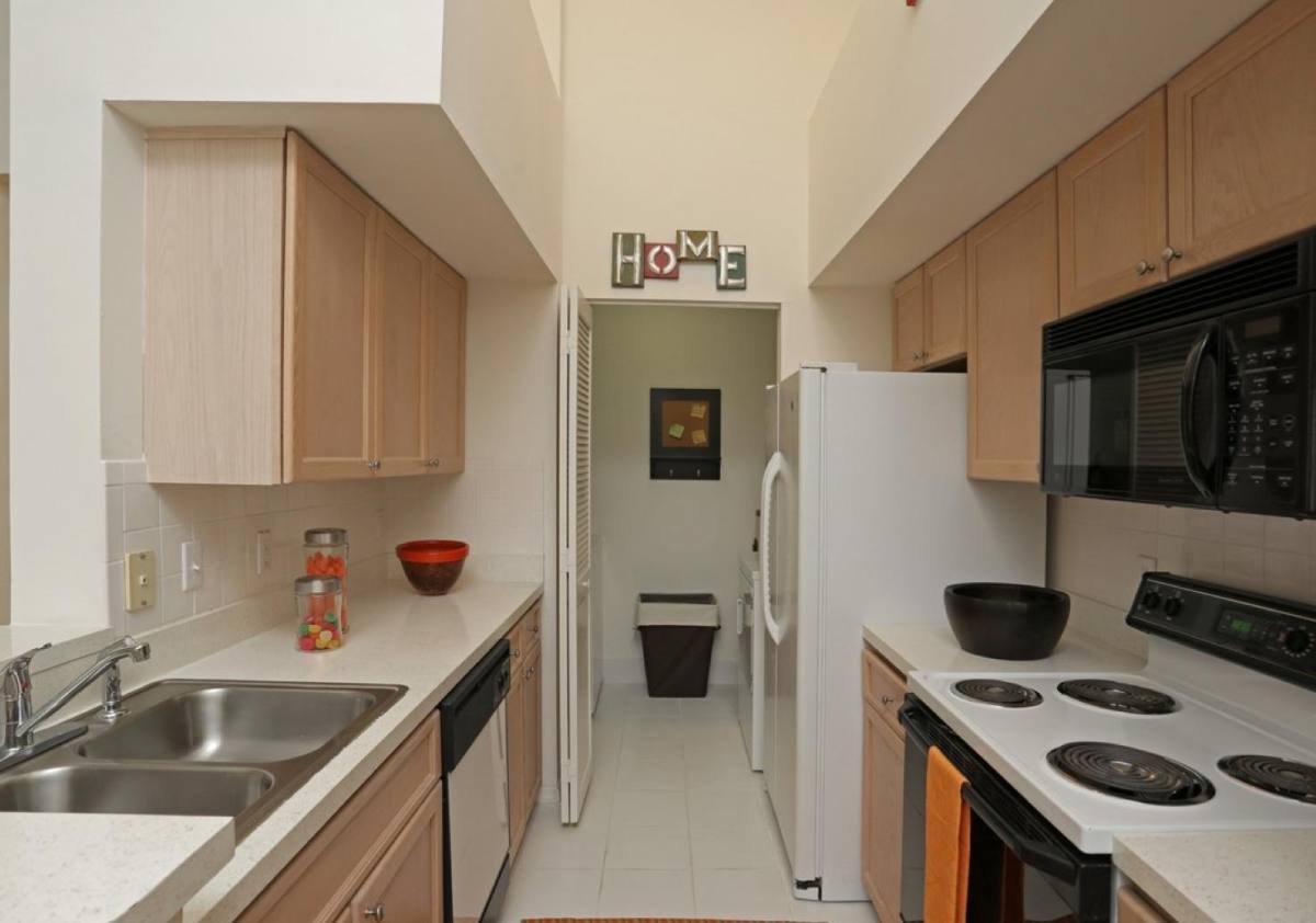 Apartment for rent at Ocean Reef at Seawalk Pointe, 216 Three Islands Blvd, Hallandale, FL 33009