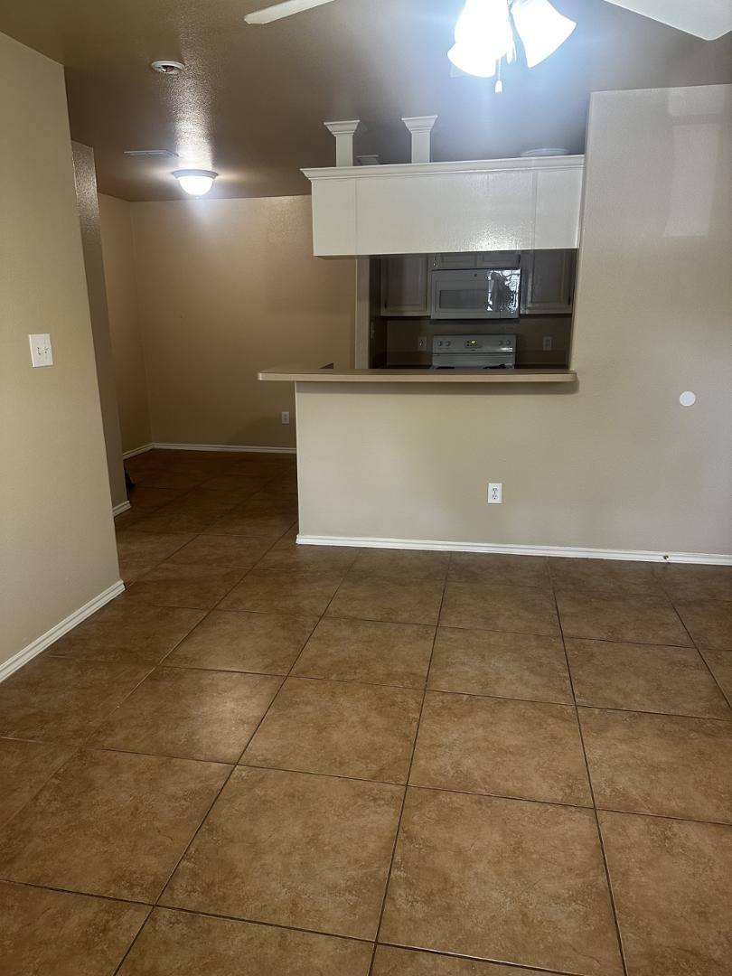 Apartment for rent at Redbud Place, 1001 E Redbud Ave, McAllen, TX 78504