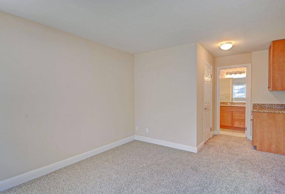 Apartment for rent at Central Park La Mesa, 5636 Amaya Dr, La Mesa, CA 91942