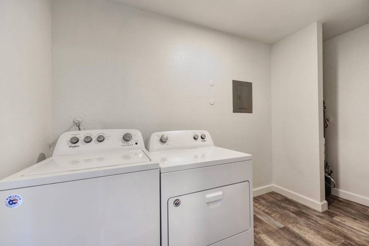 Apartment for rent at Sand Creek, 1701 S Mills Ave, Lodi, CA 95242