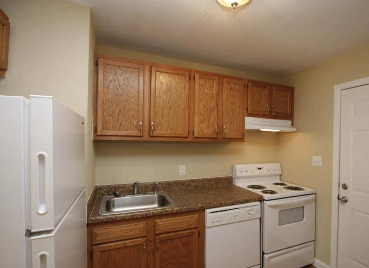 Apartment for rent at 1622 Proctor Rd, Raleigh, NC 27610