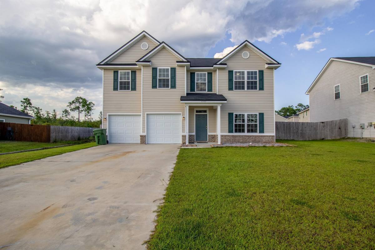 House for rent at 1303 Windrow Dr, Hinesville, GA 31313