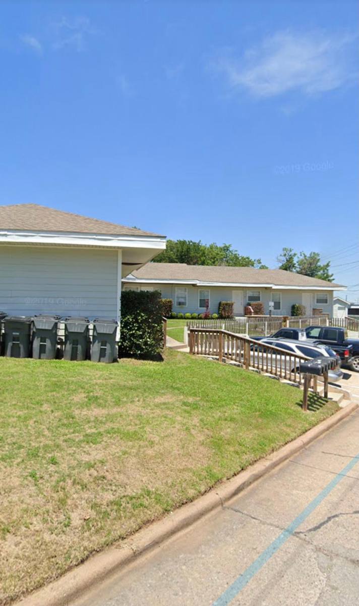 Apartment for rent at 1103 NW Carroll Dr #6, Lawton, OK 73507