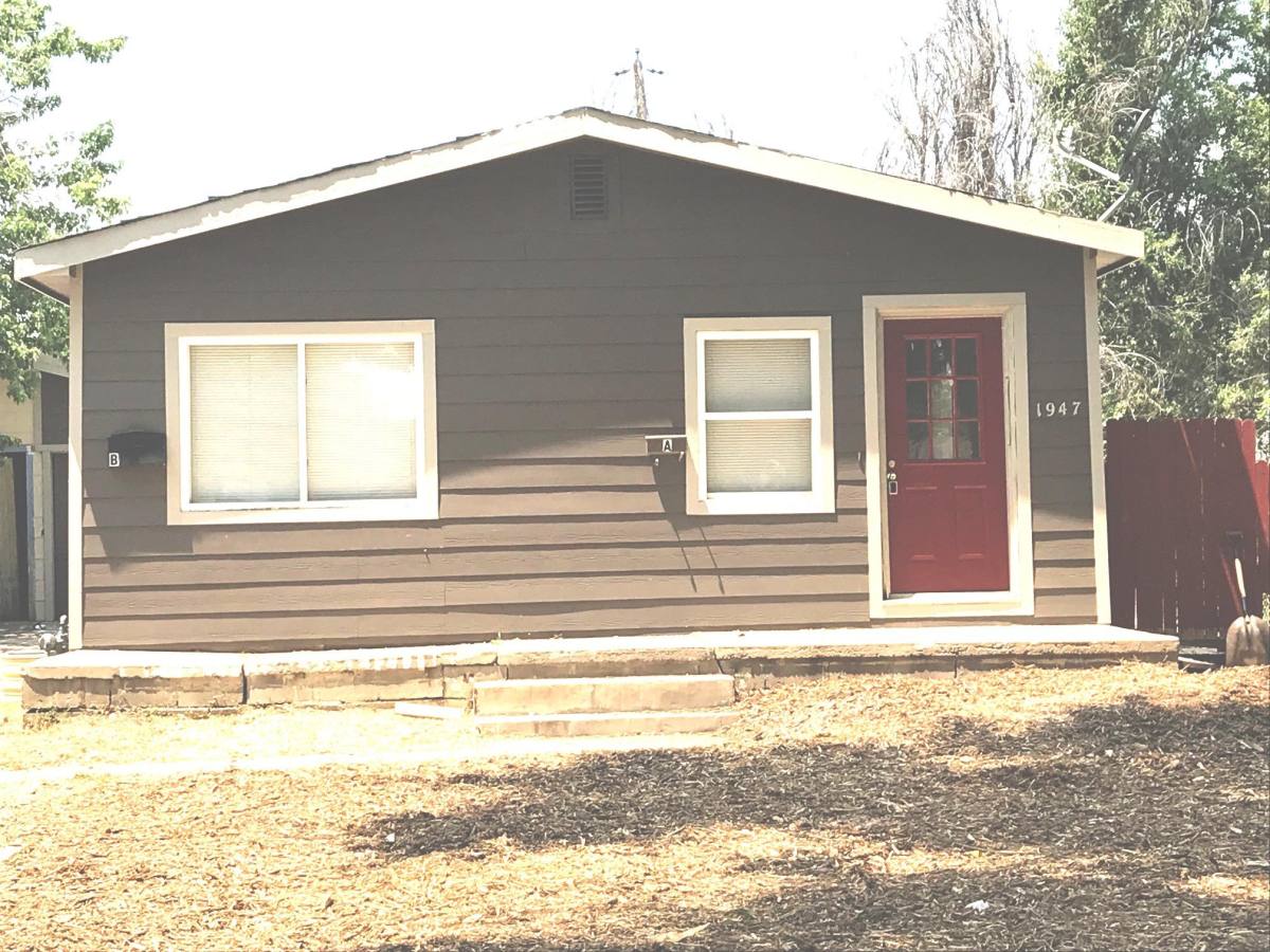 Apartment for rent at 1947 Akron St, Aurora, CO 80010