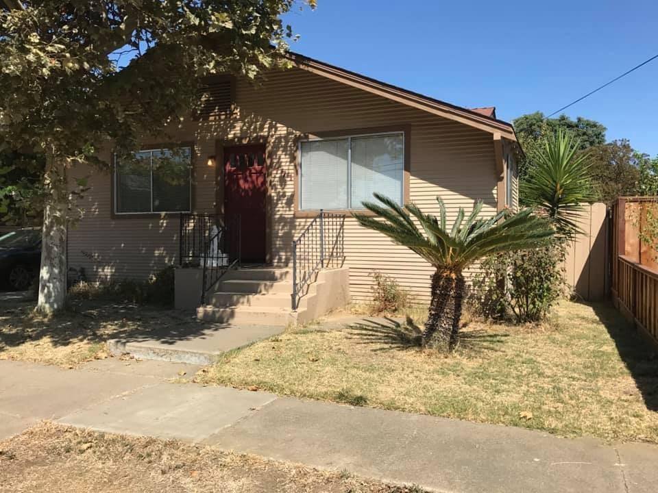 House for rent at 771 5th St, Gustine, CA 95322