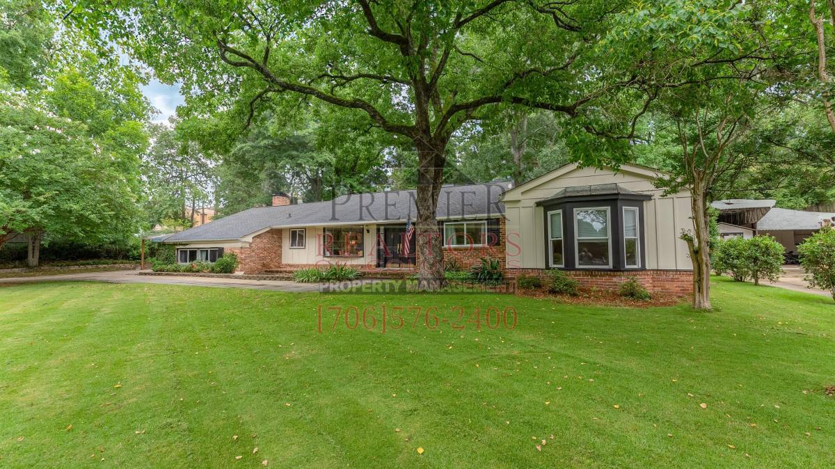 House for rent at 3520 Algonquin Dr, Columbus, GA 31907