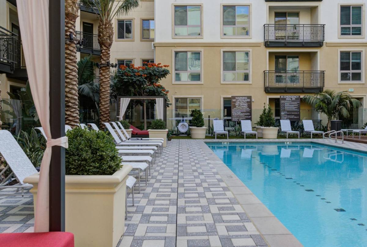 Apartment for rent at Bolsa Row, 15100 Brookhurst St #105, Westminster, CA 92683