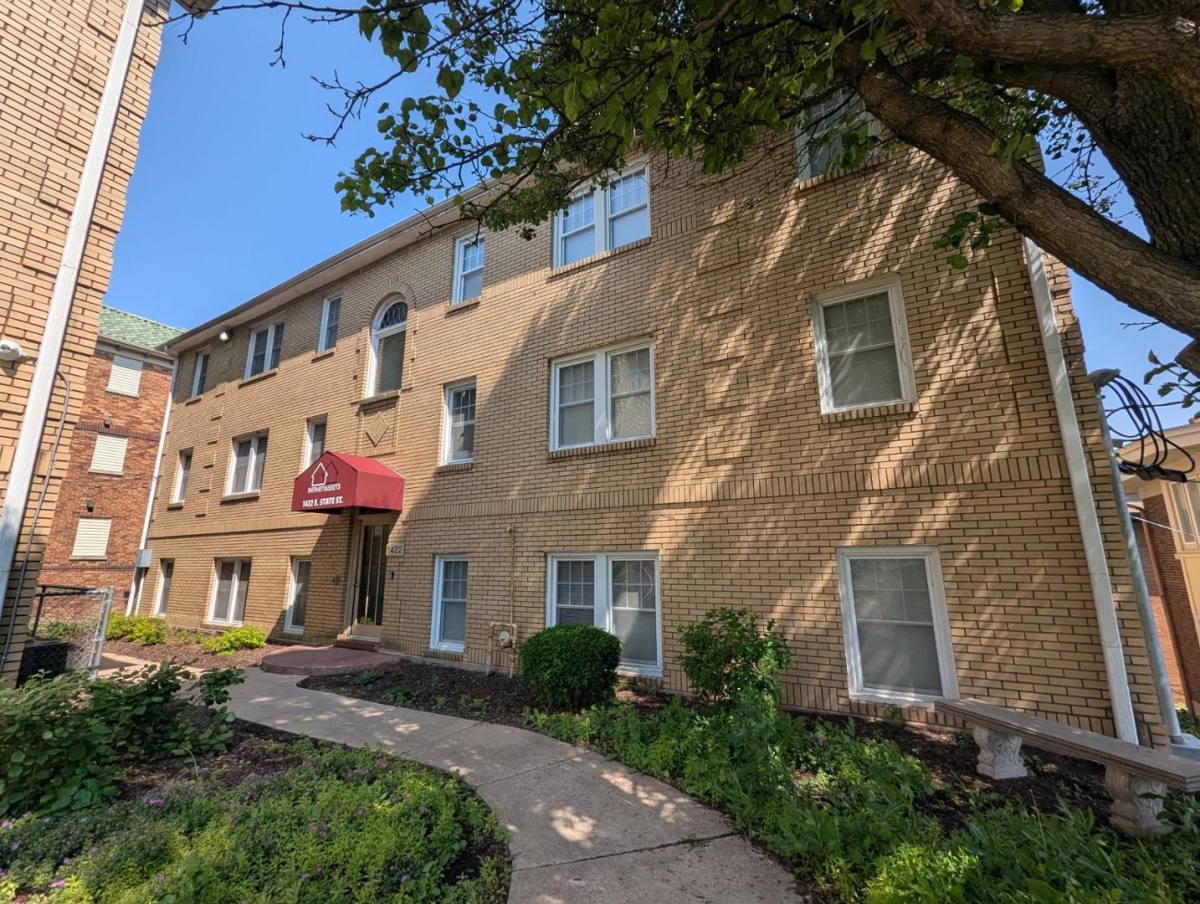 House for rent at 1422 E State St #4, Rockford, IL 61104