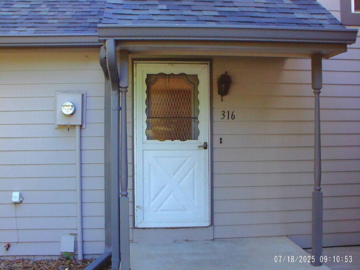 Townhouse for rent at 316 Cobblestone Dr, Colorado Springs, CO 80906