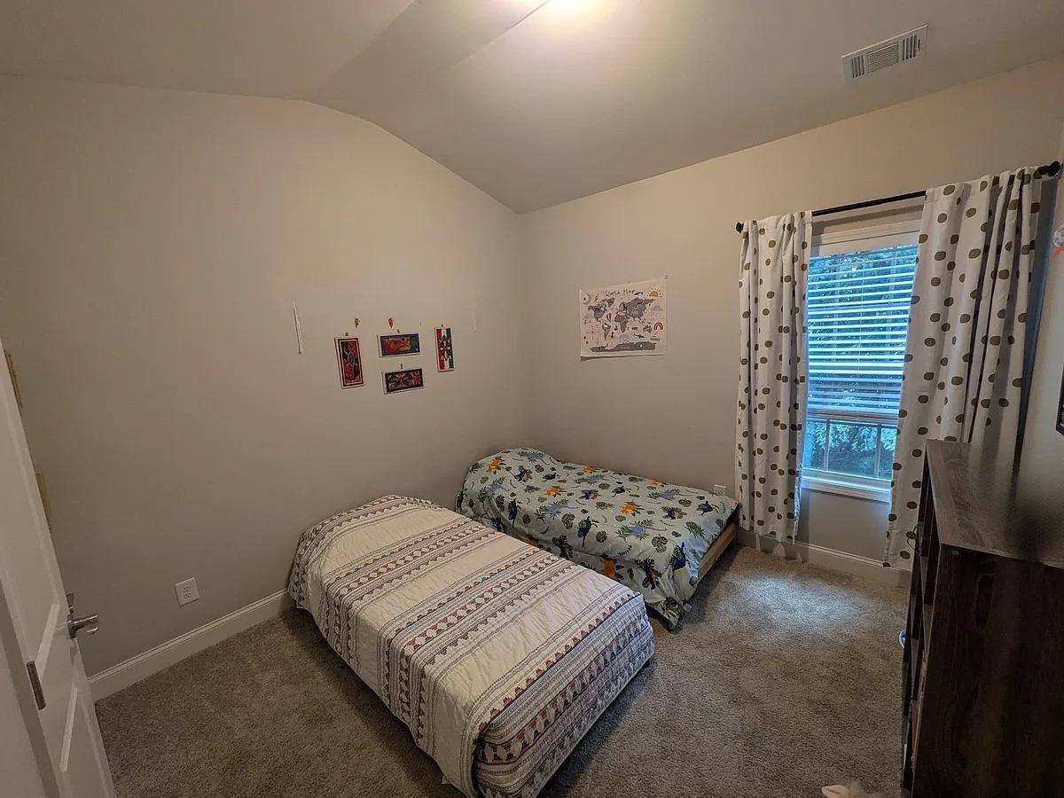 Townhouse for rent at The Oaks at Powers Ferry, 921 Hickory Leaf Court SE, Marietta, GA 30067
