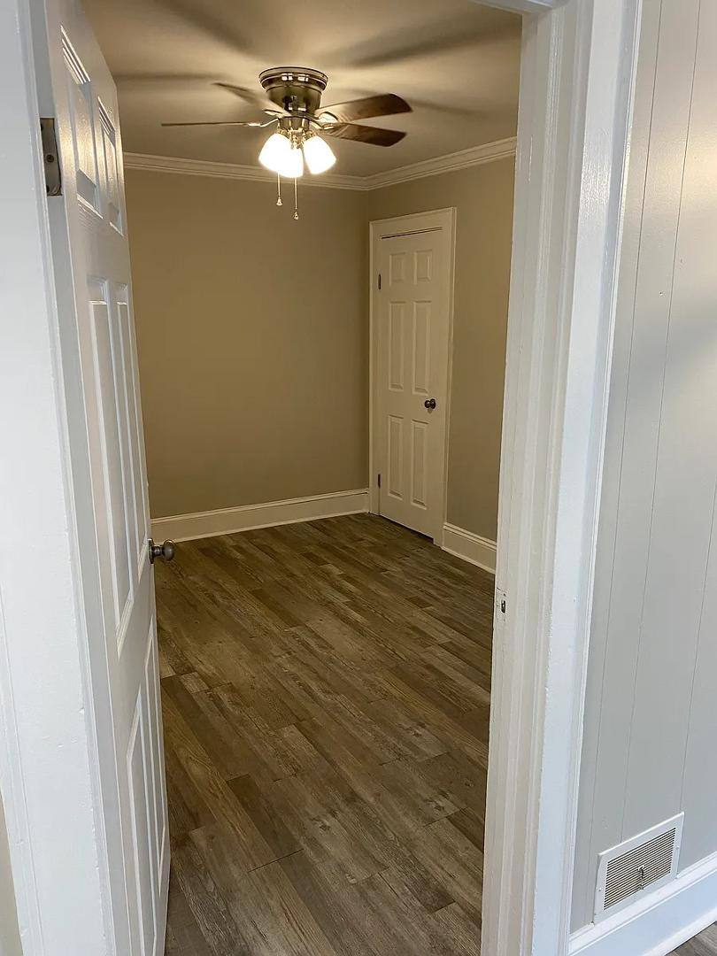 Apartment for rent at 34 8th Ave Dr SE, Hickory, NC 28602