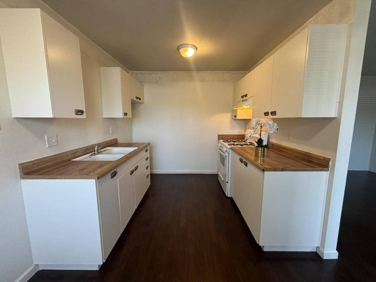 House for rent at Sierra View, 2121 Moffett Rd #15, Ceres, CA 95307