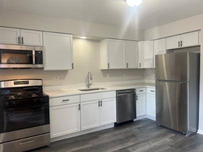 House for rent at Irving Park Blvd, 389 N Wood Dale Rd #3, Wood Dale, IL 60191