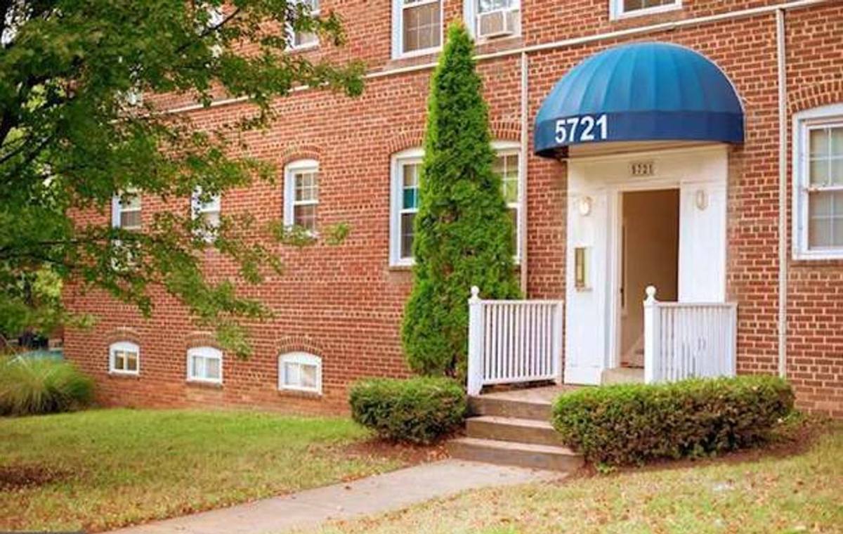 Apartment for rent at 5721 11th St N, Arlington, VA 22205