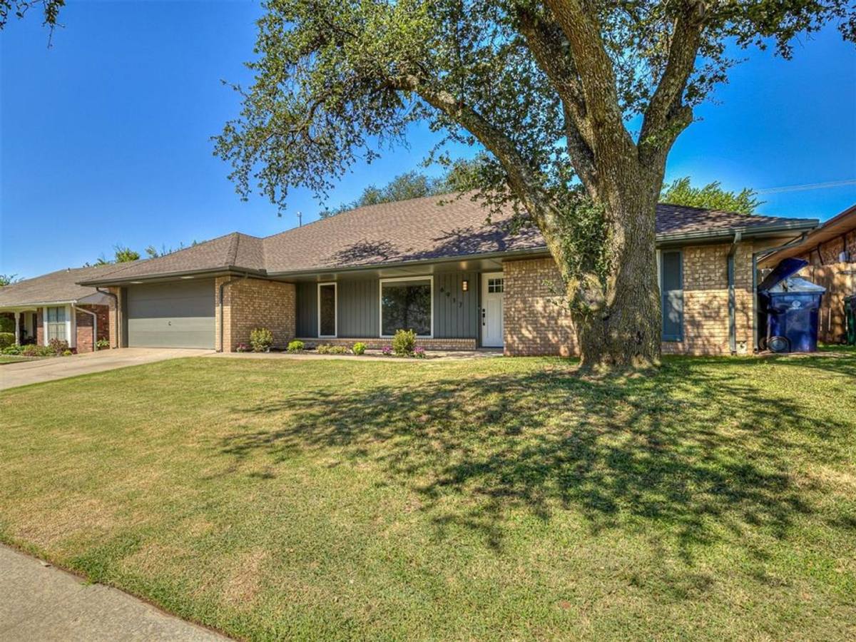 House for rent at 6917 Woodridge Ave, Oklahoma City, OK 73132