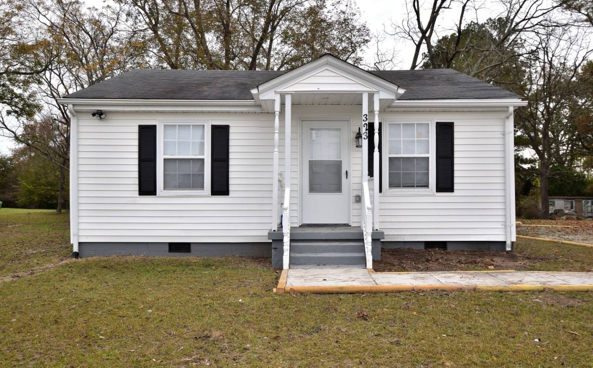House for rent at 323 Sally Jenkins St, Pinetops, NC 27864