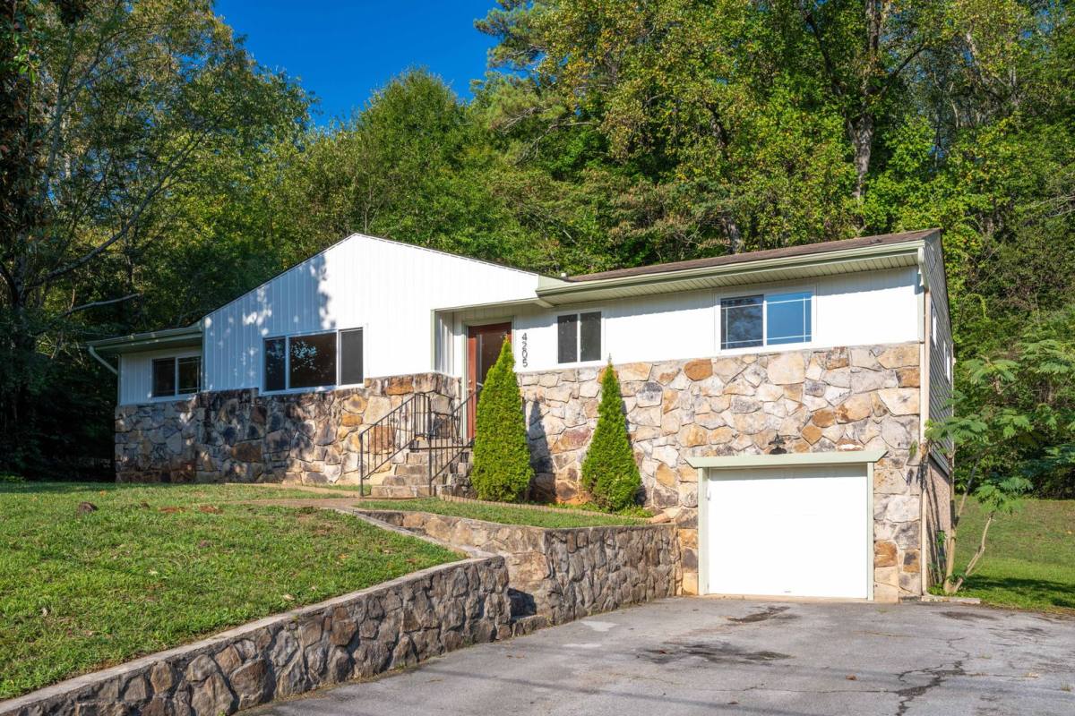 House for rent at 4205 Oakland Terrace, Chattanooga, TN 37415