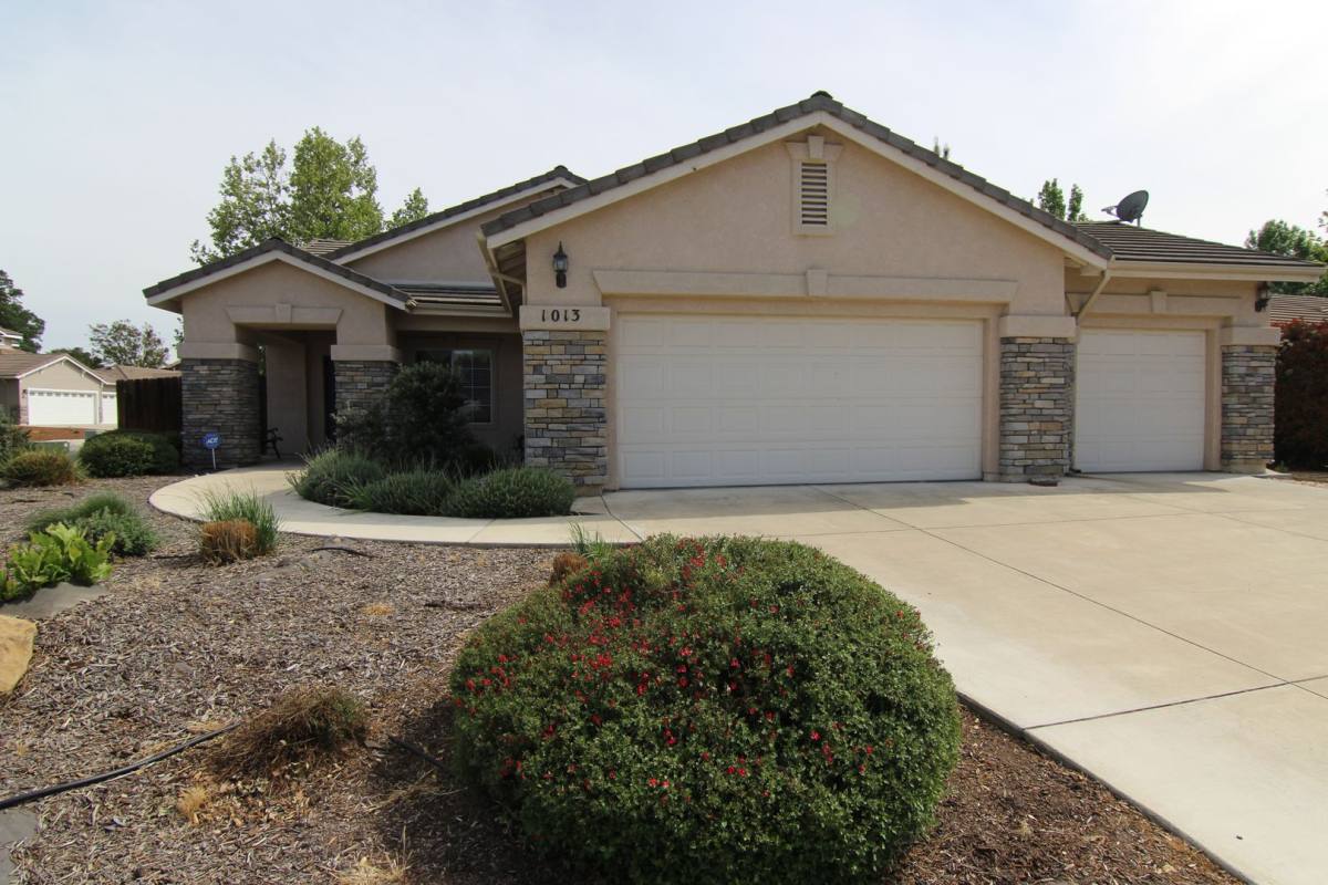 House for rent at 1013 Running Stag Way, Paso Robles, CA 93446